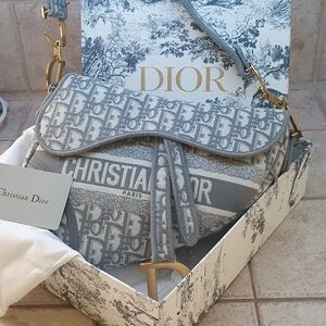 Beautiful Saddle Bag!  Elegant Design.